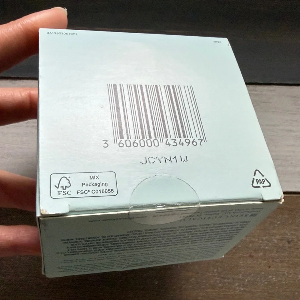 SkinCeuticals Triple Lipid Restore 2:4:2 Cream - Light Aqua - Picture 2 of 7